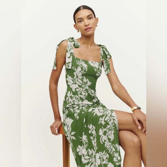 Reformation Dresses & Skirts - Reformation Twilight Dress In Mystique, size 0, brand new, never worn.